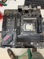 ASUS B560-G.jpeg