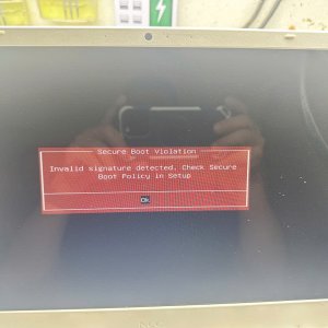 z7913902148008_fb6aacb84e5d06d0fb3a862d410c0999.jpg