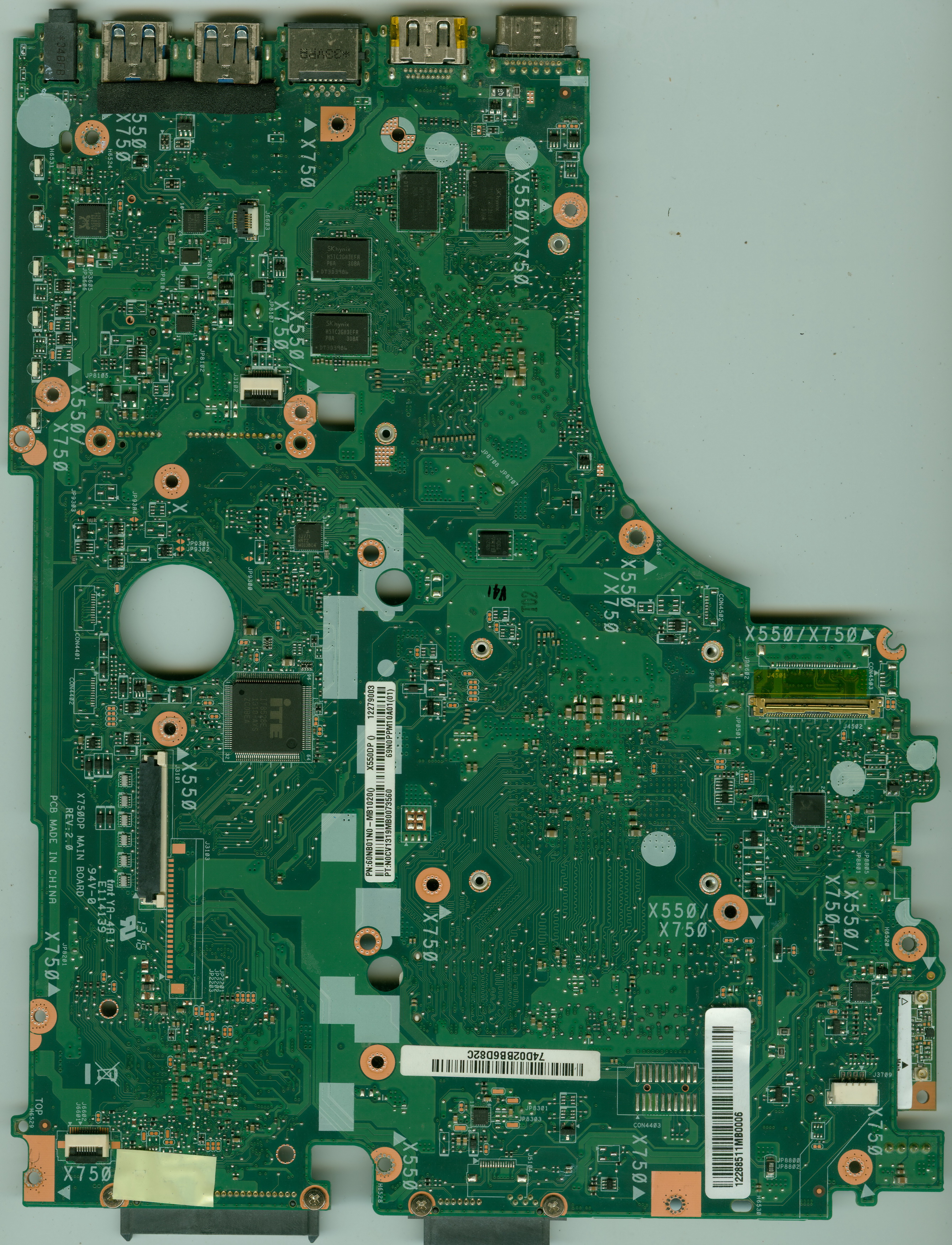 Asus X550D - X750DP MAINBOARD Rev.2.0 002