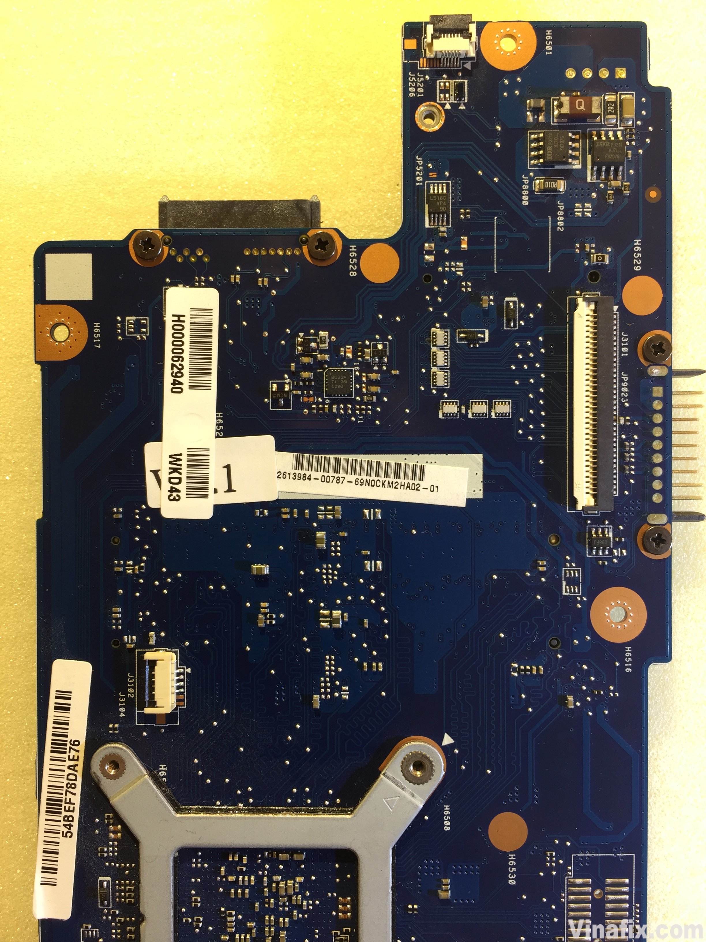 Toshiba Satellite L50D-A AMD E1 PT10AN-DSC REV2.0 photo